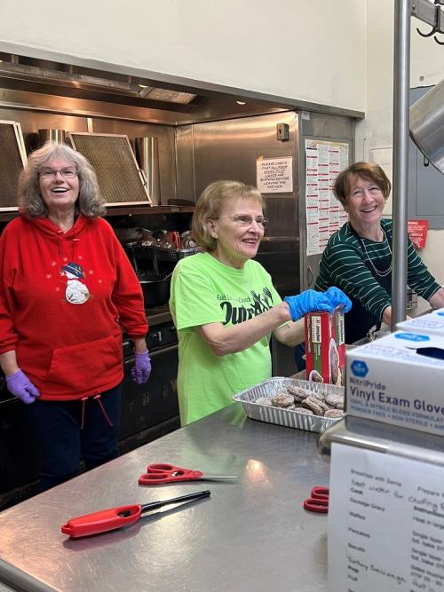 Breakfast with Santa Volunteer Day at DLM